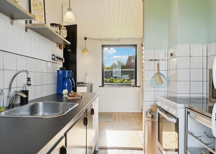 2 Bedroom In * Jaegerspris